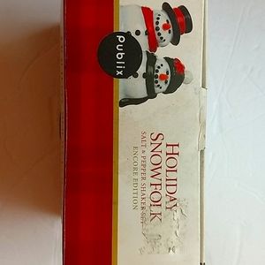 In Box Holiday Snowfolk Salt & Pepper Shaker Set